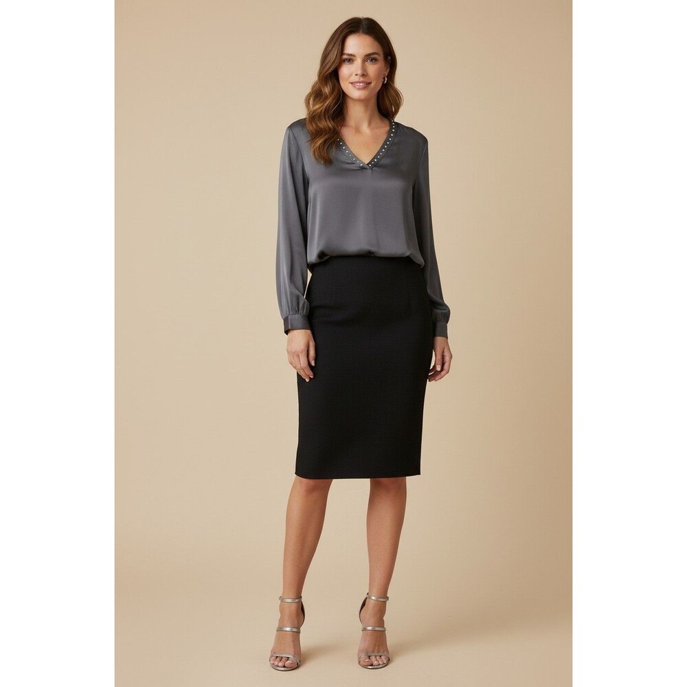 Carmen Marc Valvo Gray Long Sleeve V-Neck Blouse Silver Studded Neckline Sz XL
